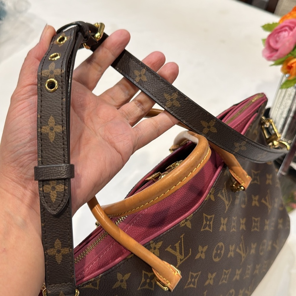 Authentic Louis Vuitton Pallas shoulder bag - Picture 11 of 17